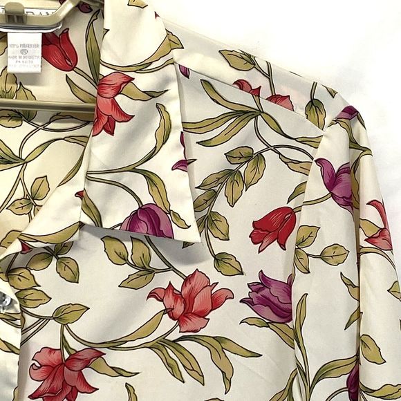 Jordan Women Size 2X Shirt Button Up Floral Blouse Short Sleeve RN64136 w/defect - Picture 2 of 10